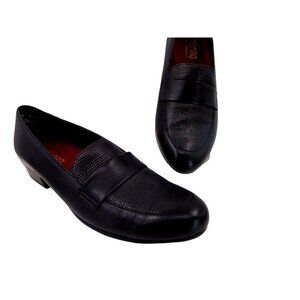 Munro  Womens Black Leather Loafers 9.5 Heels Kiera Lizard Embossed Made USA